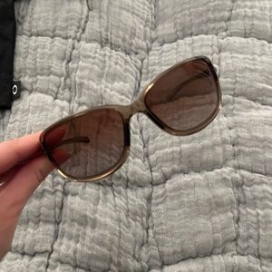 Oakley cohort sunnies - comes with case